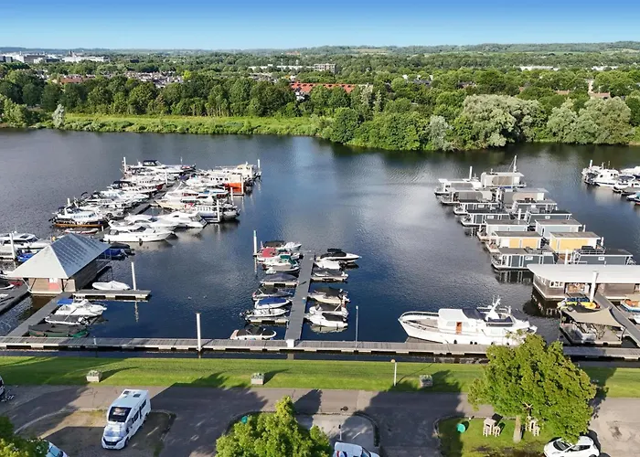 House Boat Tenerife Hotel en barco 5*