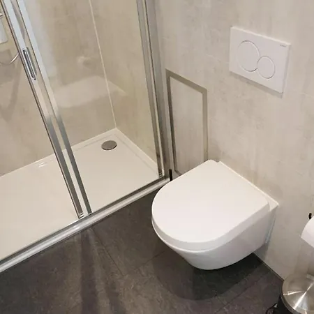 Úszó hotel House Boat Tenerife