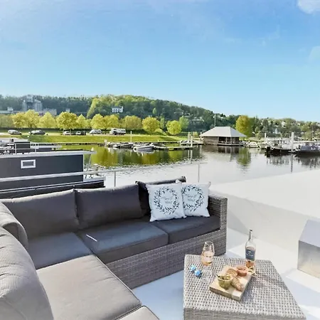 House Boat Tenerife 5* Maastricht