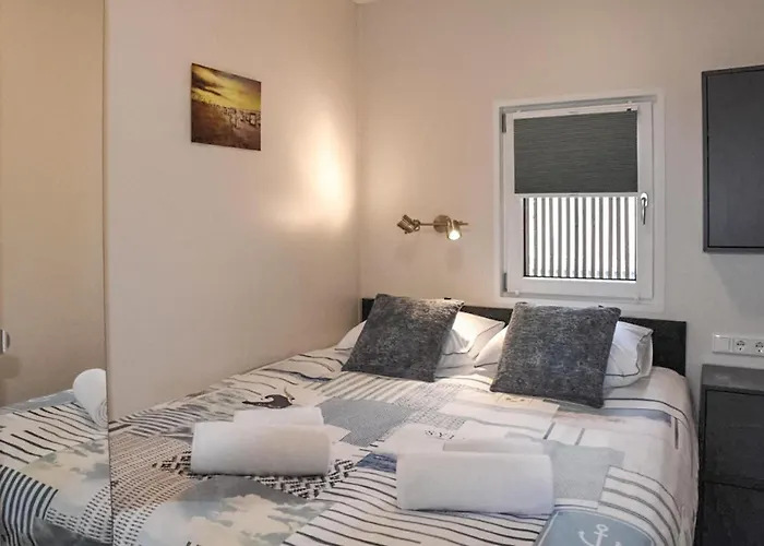 Botel House Boat Tenerife Maastricht