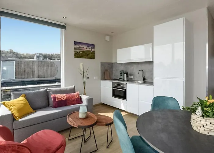 House Boat Tenerife 5*