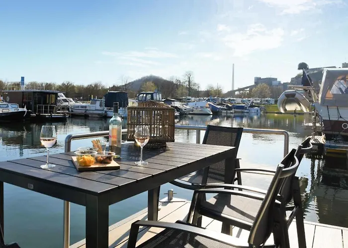 Botel House Boat Tenerife 5*